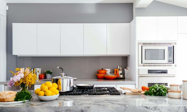 What Are the Best Energy-Efficient Appliances for a Tiny Home Kitchen ?